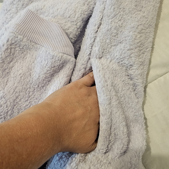 Minnie pajamas 💓 - Picture 5 of 7